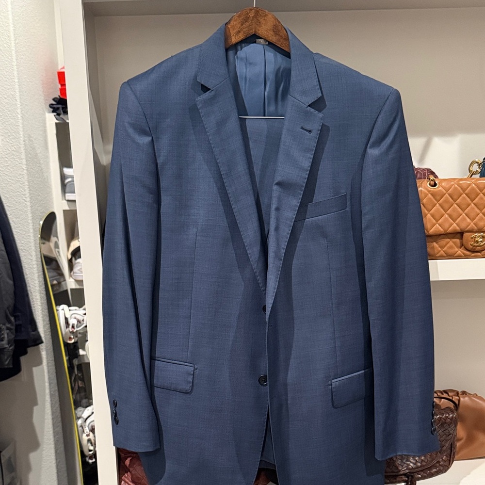 Men's Neiman Marcus Blue Suit 44R